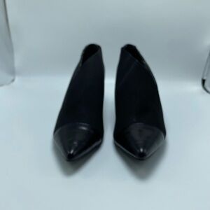 Bandolino Black Pointed Toe Heels